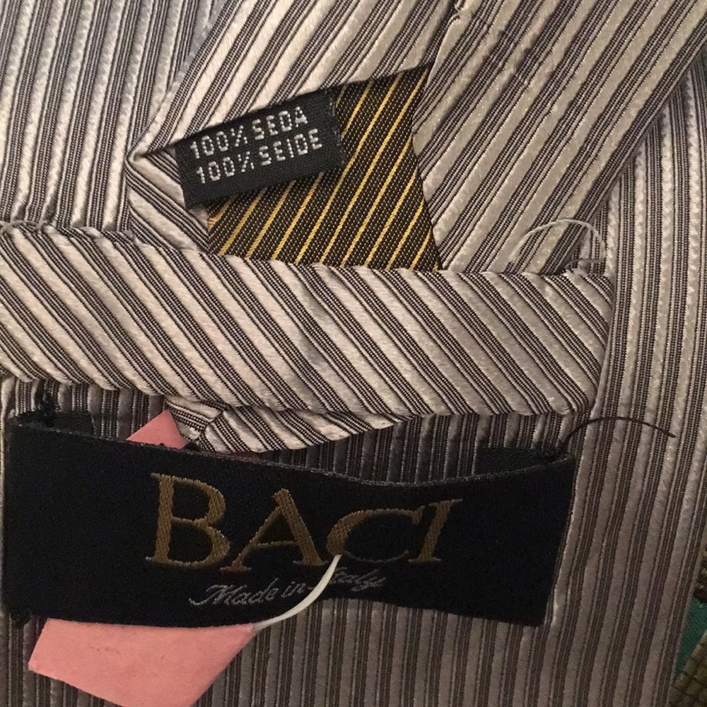 FREE SHIPPING BACI DESIGN ITALIAN MEN’S SILK TIE - Picture 8 of 8